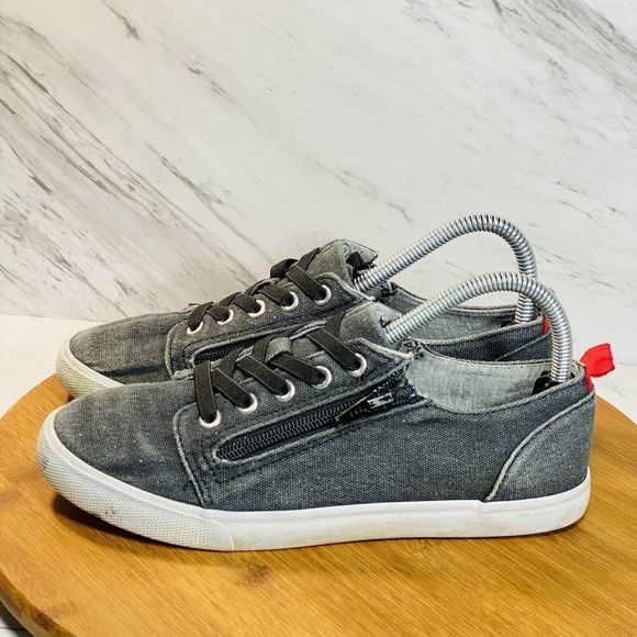 Grays Shoes Cat Jack Sz 5 Boys Gray Canvas Luka Sneaker Shoes Side
